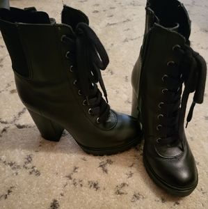 Steve madden boots